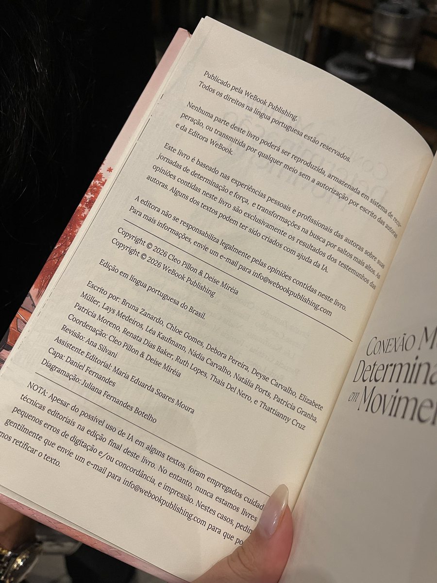 Ficha técnica do livro com o crédito de Assistente Editorial: Maria Eduarda Soares Moura